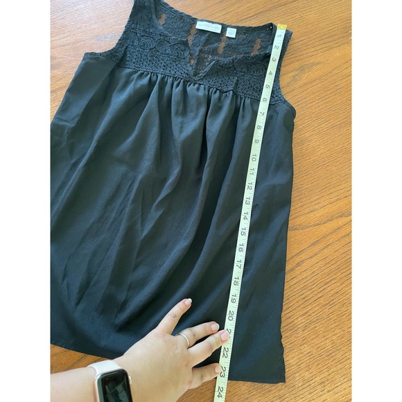 New York & Company Black Tank Top With Lace Size XS - Picture 3 of 5